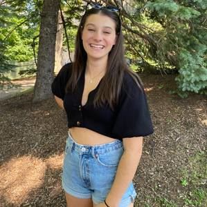 Meet your Posher, Carolane